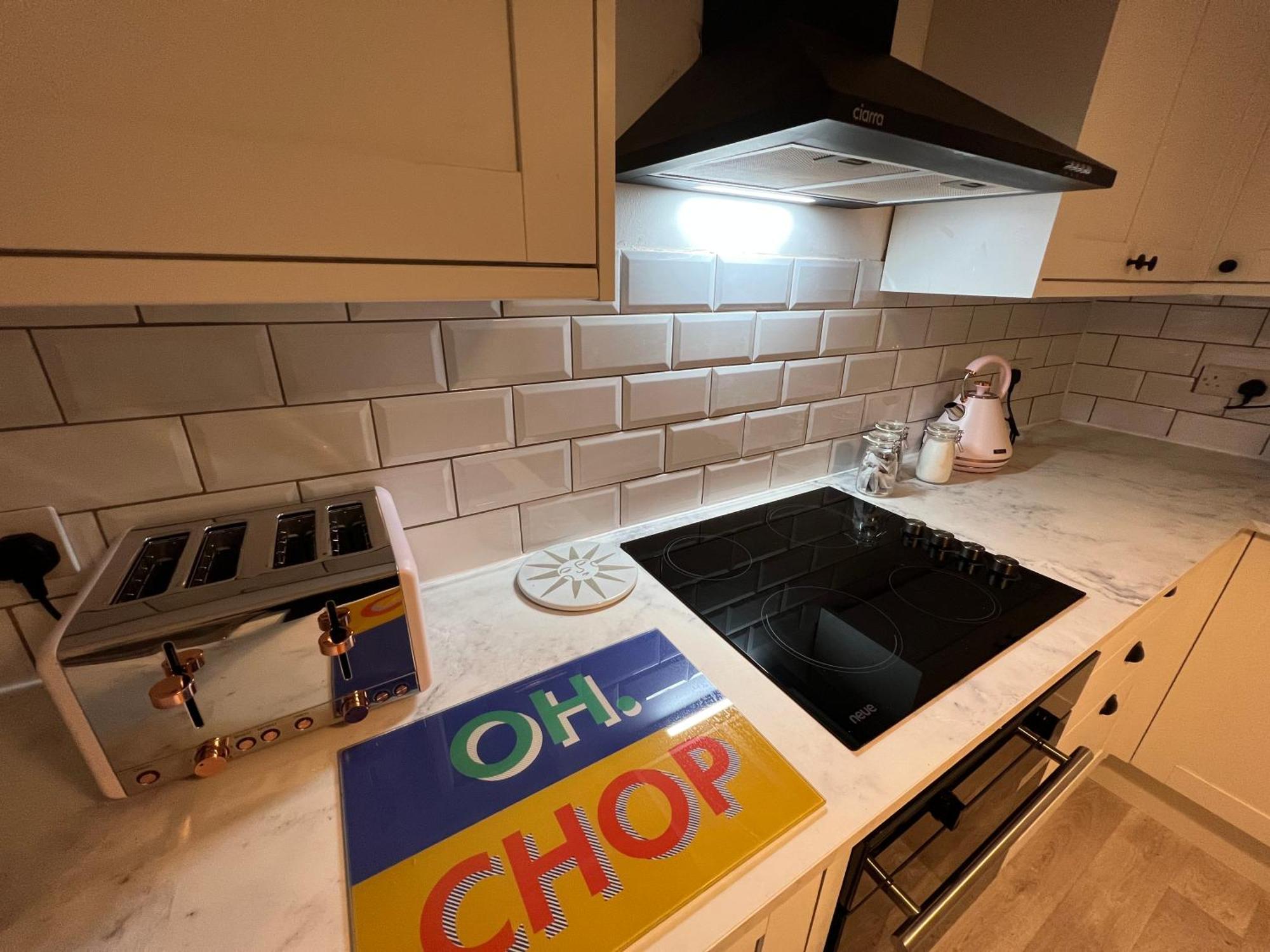 Littlehampton House - 4 Bedroom House Sleeps 8 Екстериор снимка